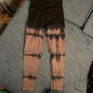 Aerie tie dye leggings